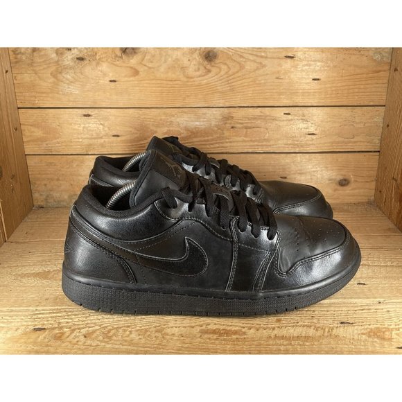 Nike Air Jordan 1 Retro Low Triple Black Mens Sneakers Shoes Size 11 - Picture 1 of 12